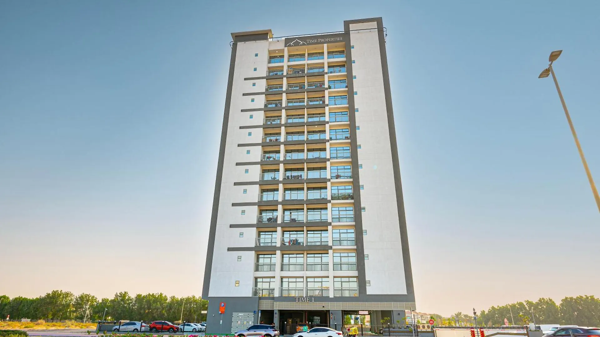 Sleek & Spacious Studio In Central Dubailand Dubai