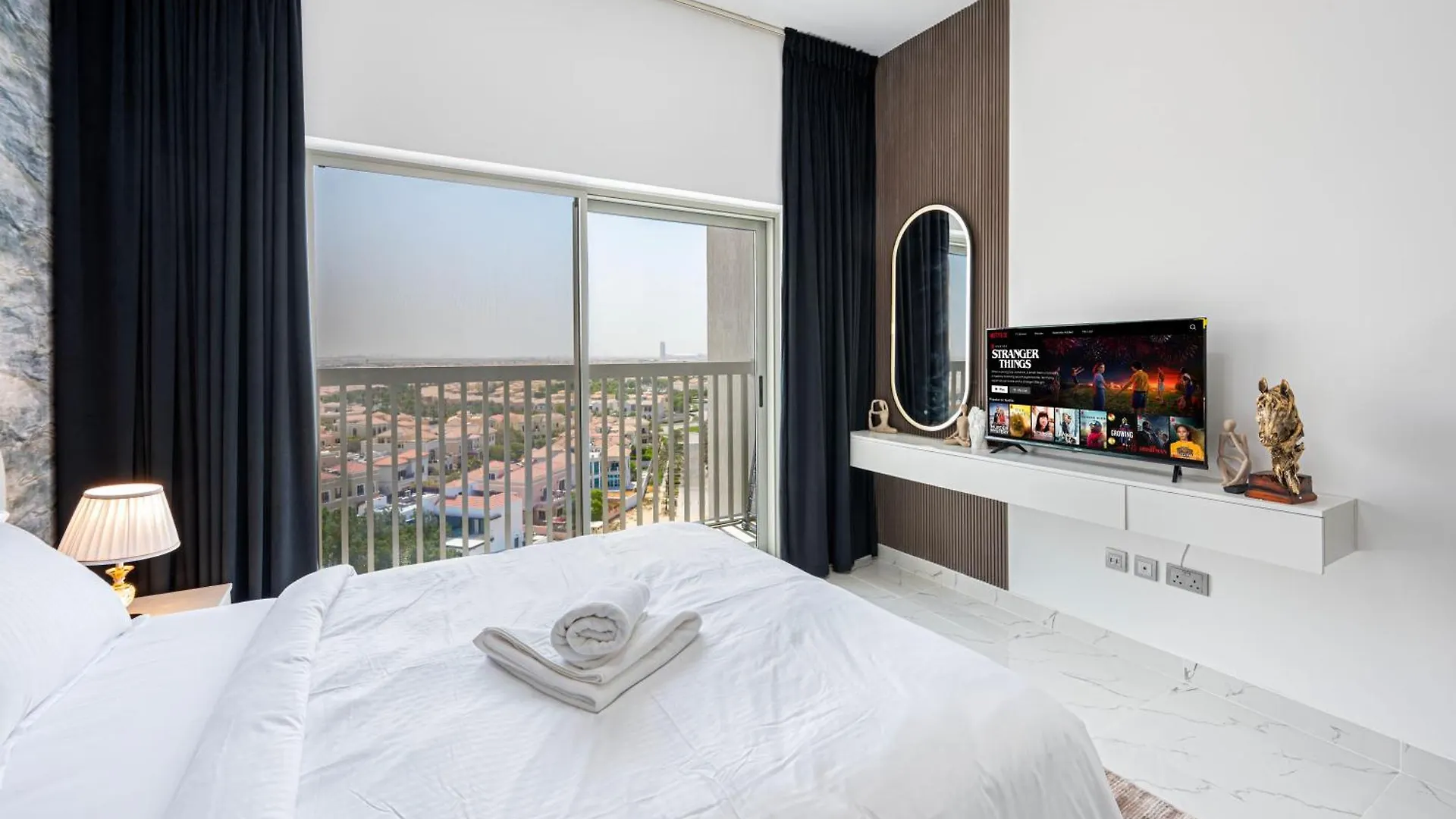 Apartment Sleek & Spacious Studio In Central Dubailand